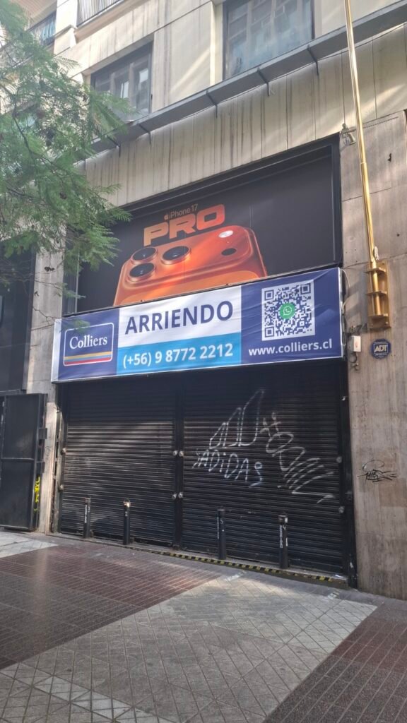Arriendo de local comercial en Paseo Huérfanos Santiago publicado en ChileMarketplace.cl/marketplace.