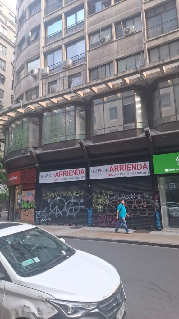 Aviso gratis de arriendo de local en calle Moneda Santiago Centro – Marketplace Chile.