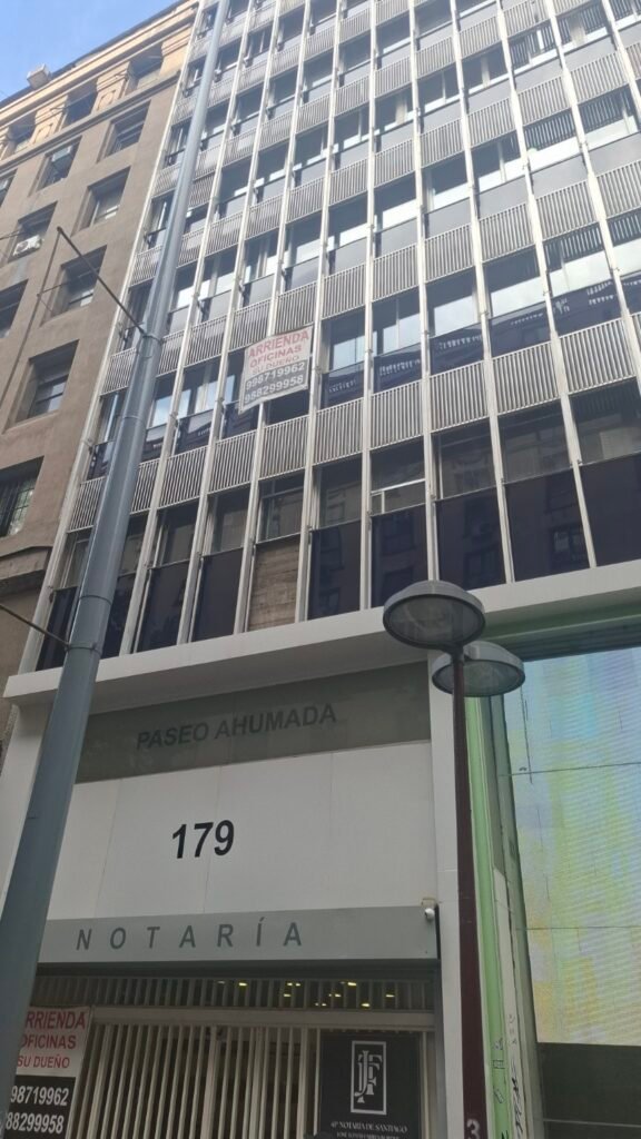 Arriendo oficinas en Paseo Ahumada Santiago publicado en marketplace santiago.