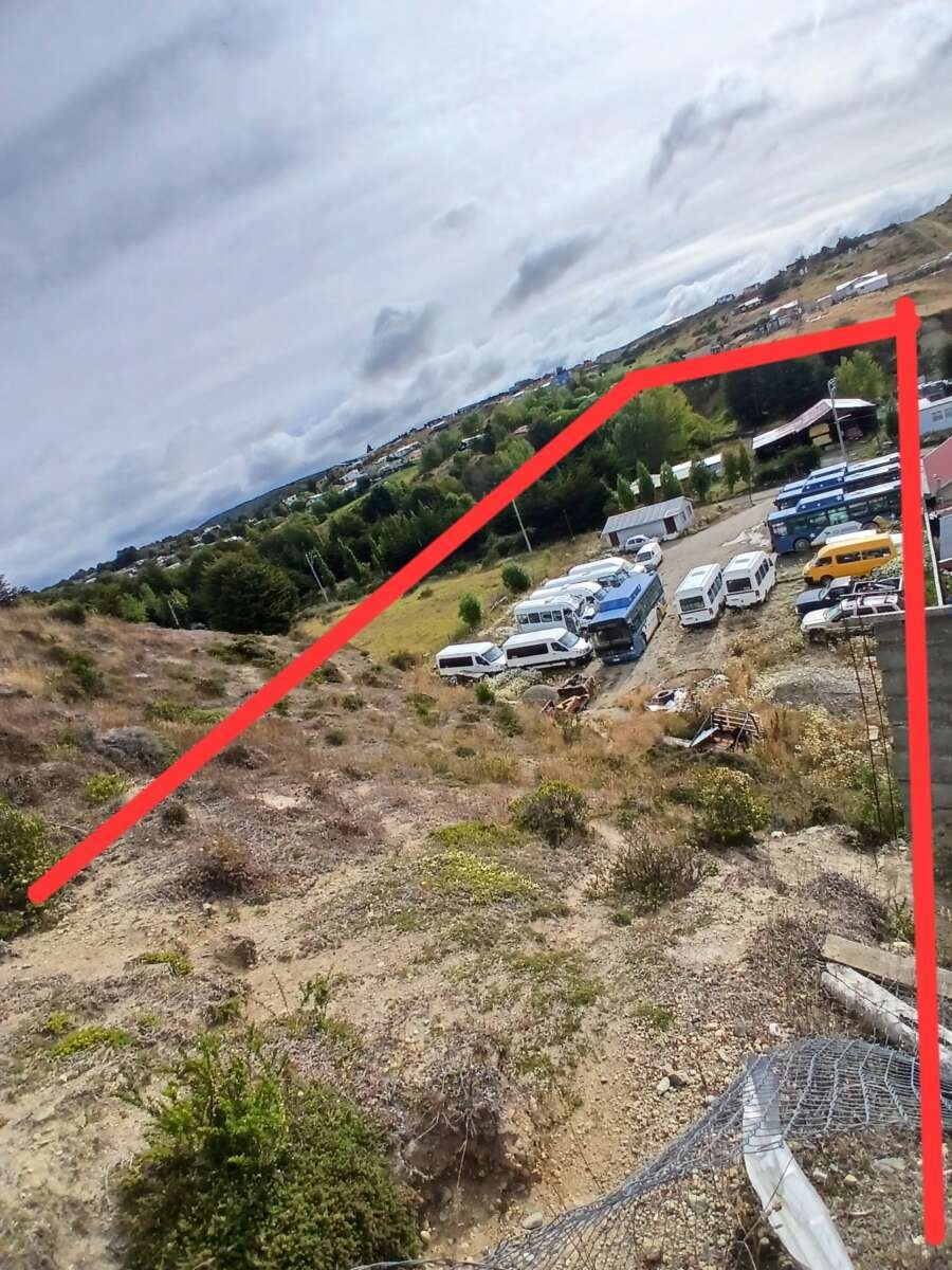 Vendo parcela de 5 mil metros cuadrados.