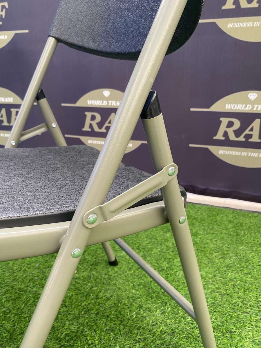 SILLAS PLEGABLES NEGRAS