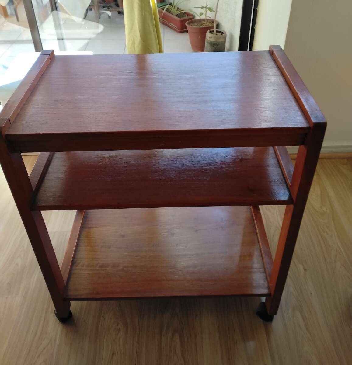 por cambio ciudad Vendo REPISA DE MADERA